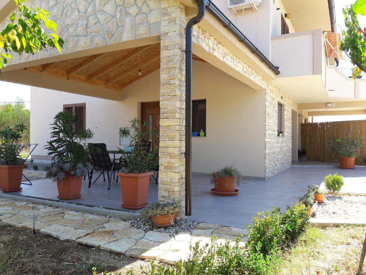 Apartmani Predovan Vrsi Exterior photo
